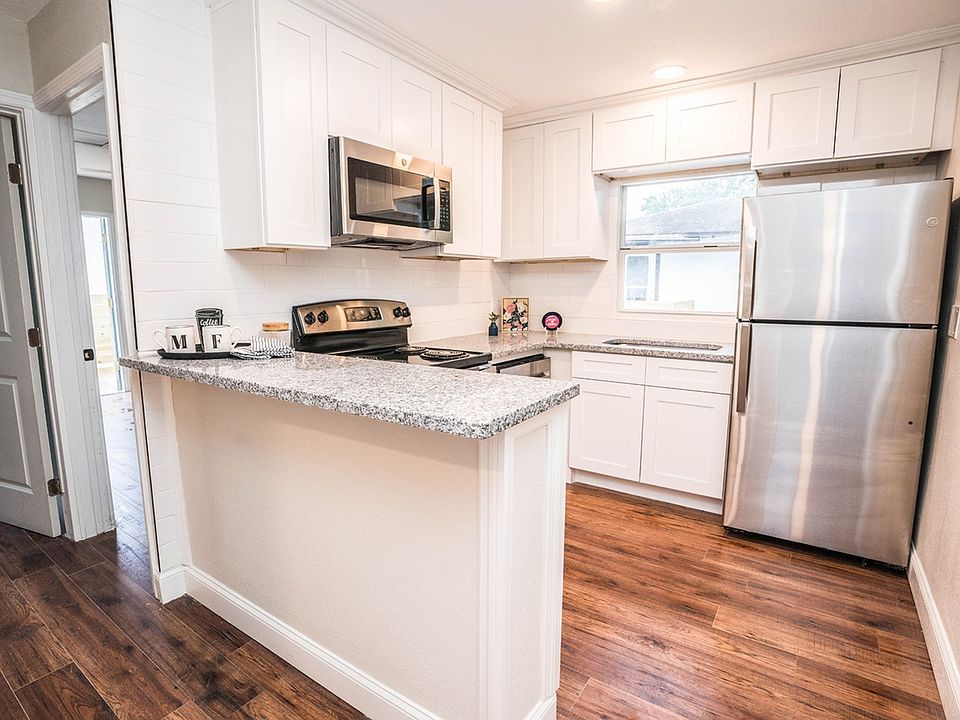 Interior Kitchen