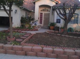 35 N Burgan Ave, Clovis, CA 93611