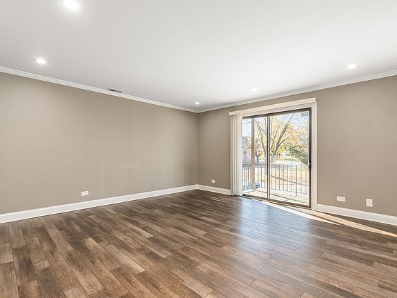 2nd image of 7 Oak Creek Dr APT 2702