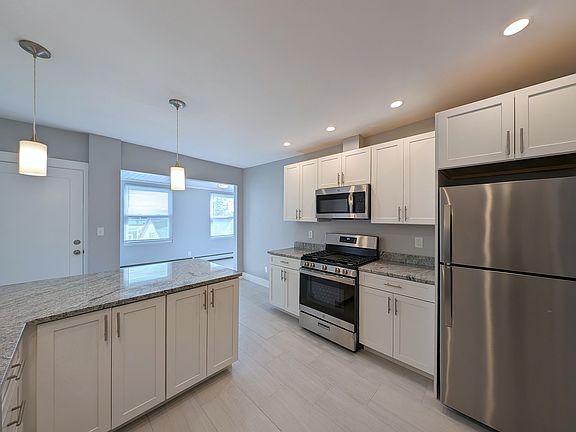 4th image of 354 Somerville Ave #3