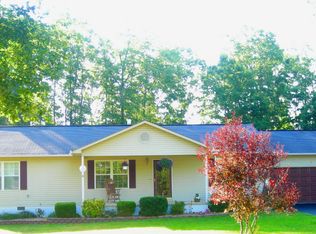 70 Sherwood Dr, Crossville, TN 38555