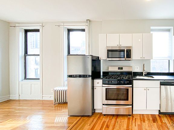 3rd image of 1748 2nd Ave #5E