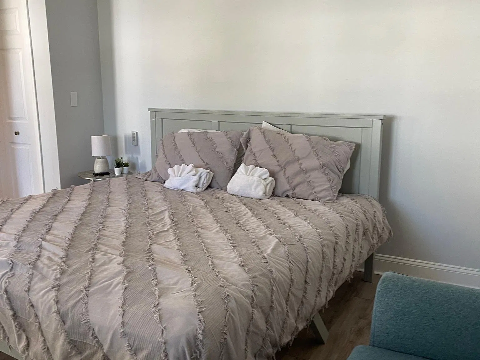 Studio, 275 sqft, $1,350 — Photo 3