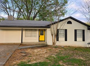 7686 Deerfield Cv, Southaven, MS 38671