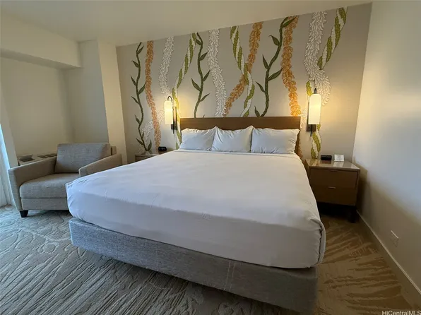 410 Atkinson Dr #2014, Honolulu, HI 96814