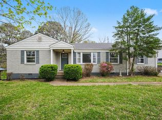 1662 Valley Rd, Clarksville, TN 37043
