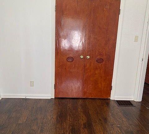 3rd image of 3651 Karwin Dr