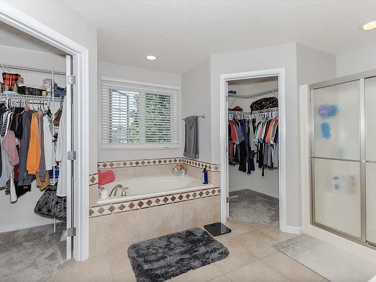 1608 Whitmer Ct — Photo 21