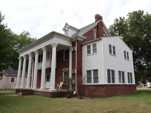 400 S 4th St, Marshall, MN 56258