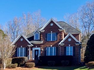 1305 Stonecroft Ct, Winston Salem, NC 27103