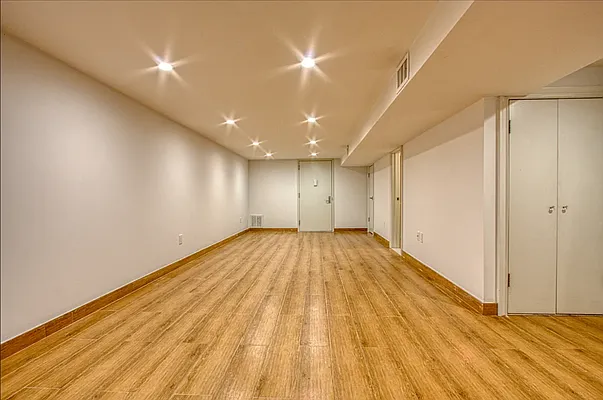 Rented by eRealty Advisors USA Inc | media 24