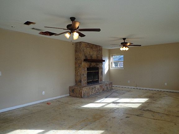 2nd image of 4668 Cyril Dr