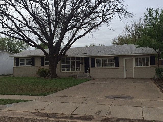 1st image of 3811 39th St