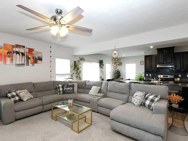 4613 Kelly Ct — Photo 8