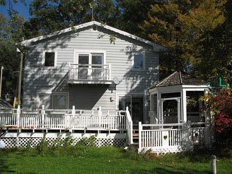 1st image of 486 Lakeview Dr