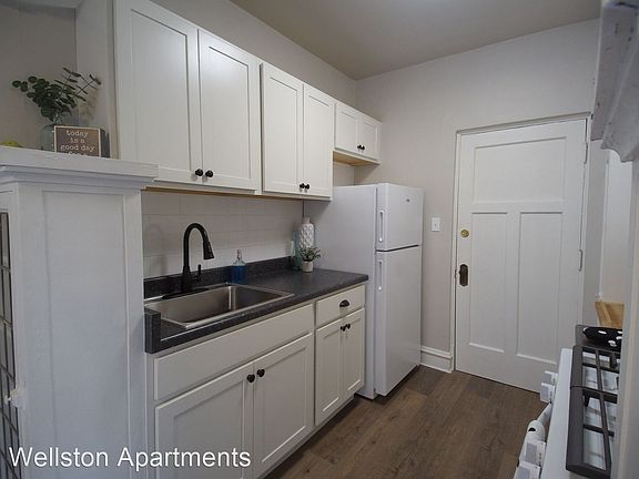 5th image of 1717 E Newton Ave #5387515