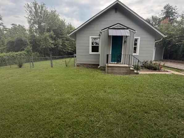 2722 SE Wisconsin Ave, Topeka, KS 66605