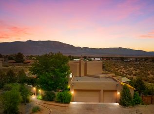 651 Calle De Blas, Corrales, NM 87048