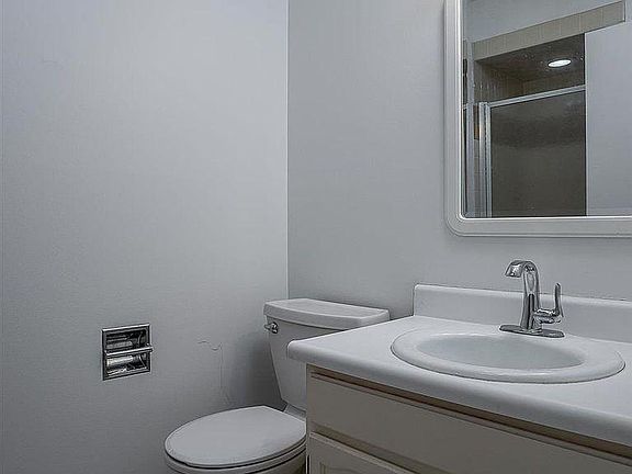 2nd image of 3060 Parkwild Dr #3060