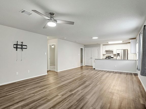 4th image of 4227 Mesa Cv