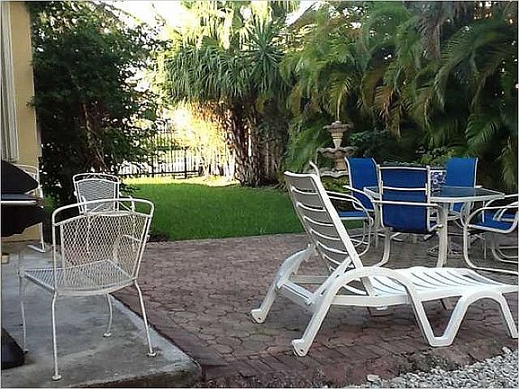 3rd image of 773 NW 129th Ct