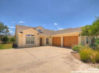 2820 Rock Barn Dr, Kerrville, TX 78028