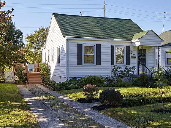 3rd image of 3810 Staebler Ave