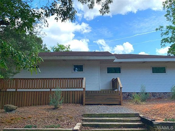 2nd image of 4403 20th St NE