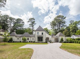 765 Valleybrook Rd, Memphis, TN 38120