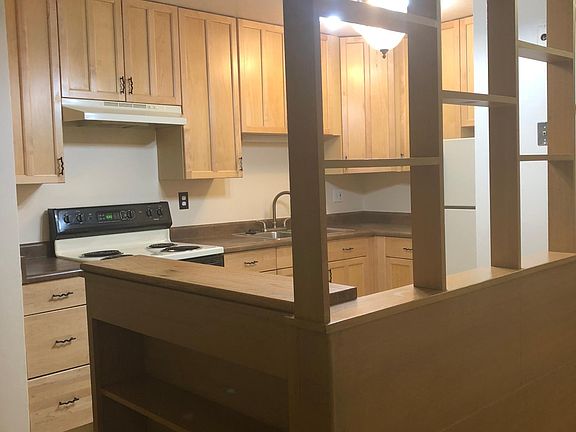 2nd image of 870 Dexter St APT 103