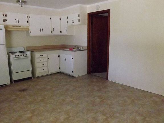 3rd image of 1728 E Ocean View Ave APT 3