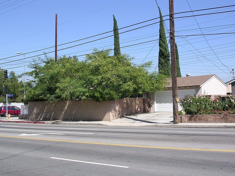18854 Saticoy St, Reseda, CA 91335 Zillow