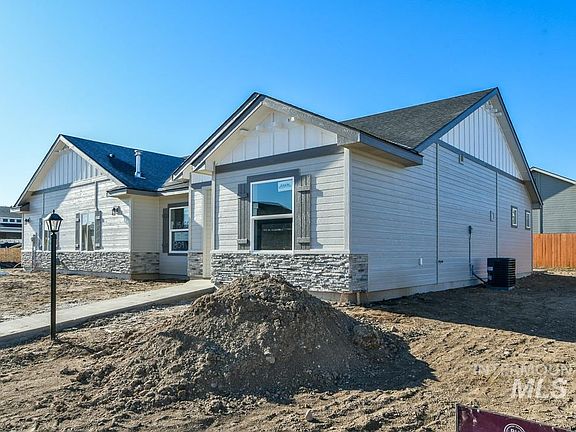 2nd image of 809 Brampton Dr