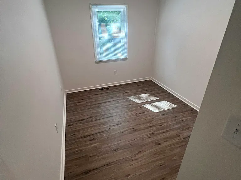 430 Hickorywood Cir — Photo 30