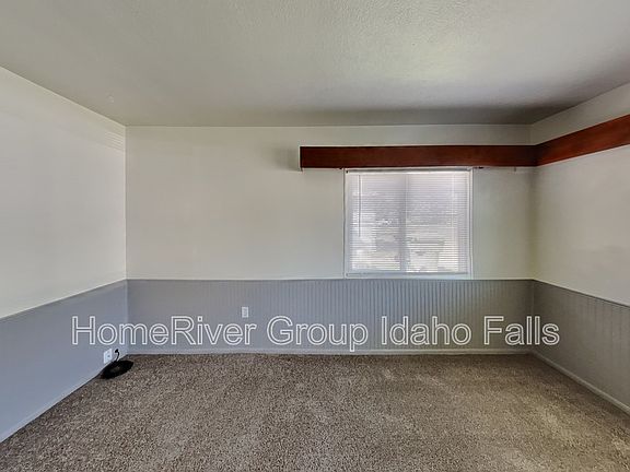 4th image of 994 10th St