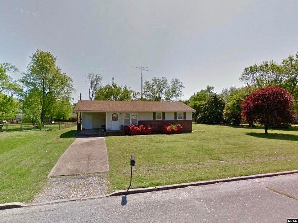 1st image of 2718 Salem Dr