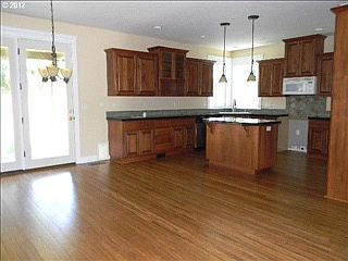 5th image of 2511 NE 176th Ave