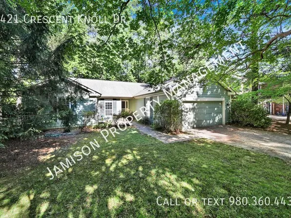 3421 Crescent Knoll Dr, Matthews, NC 28105