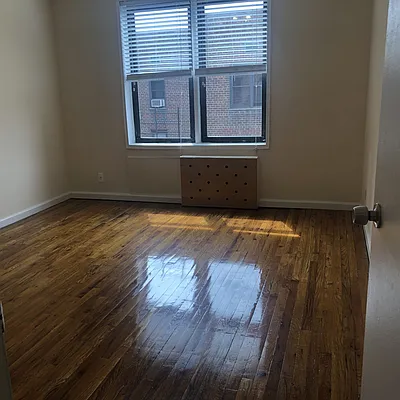 Sold by Korr Realty | media 31