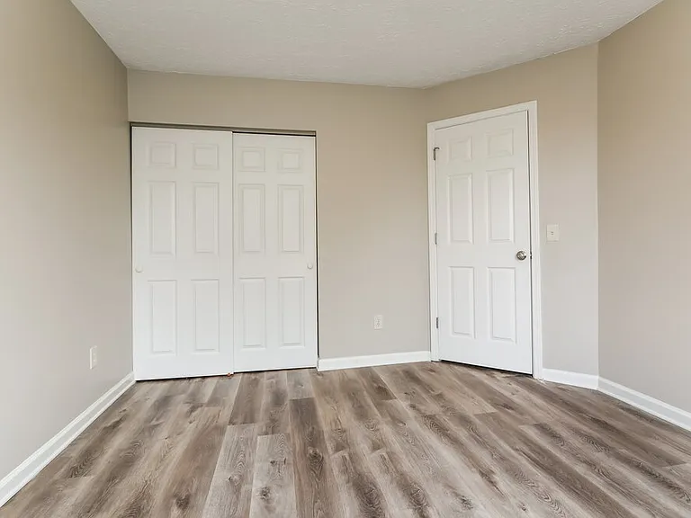 1304 Ivey Pointe Dr — Photo 14