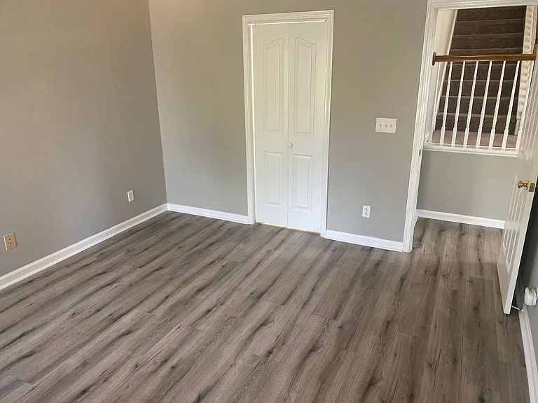 8743 Fox Chase Ln — Photo 11