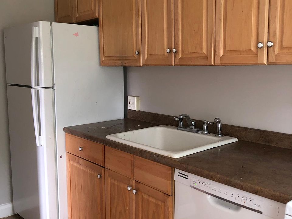 Kitchen of main unit