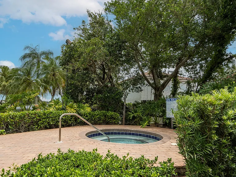 1780 Pierside Cir — Photo 22