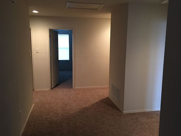 3rd image of 1469 Waterford Dr