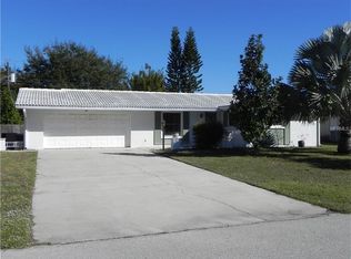 341 Pine Tree Rd, Venice, FL 34293