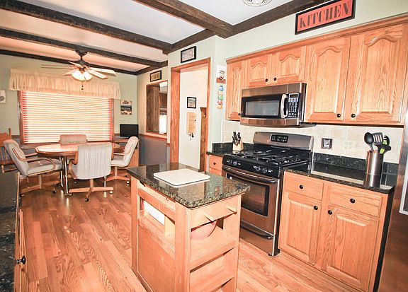 5th image of 1136 Ostrander Ave