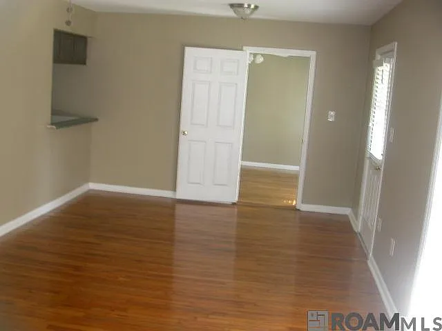 4 bed, 1852 sqft, $2,500 — Photo 4