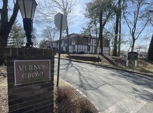 6 E Terrace Dr #6E, Chatham, NJ 07928