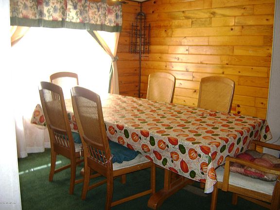 4th image of 19699 Quiet Woods Ln