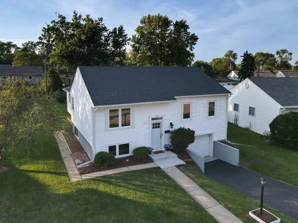424 Mark Ave, Glendale Heights, IL 60139